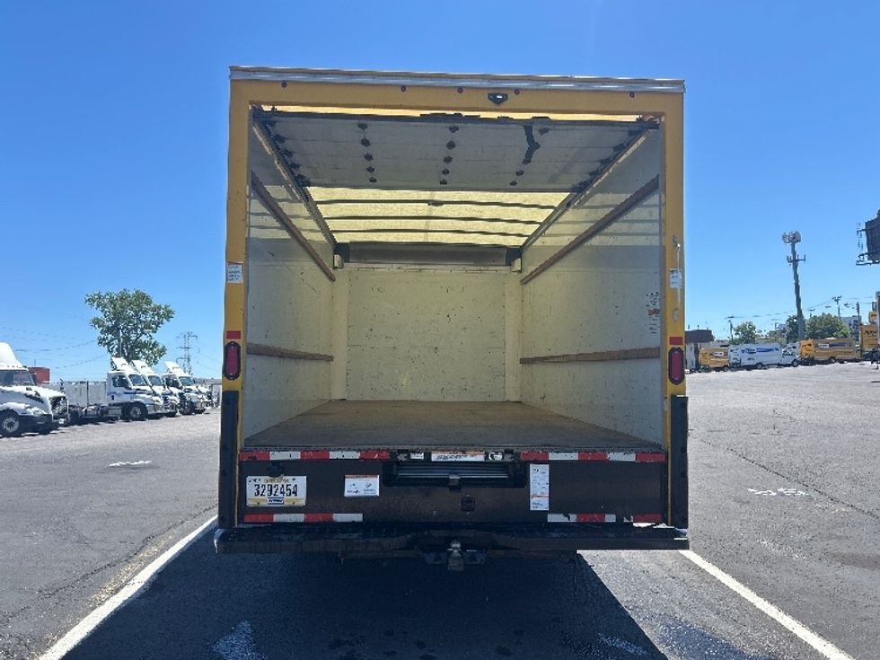 Light Duty Box Truck-Light and Medium Duty Trucks-GMC-2022-Savana G33903-Nashville (Mount Juliet)-TN-83,910\n\t\tmiles-$ 29,250 - Image 8