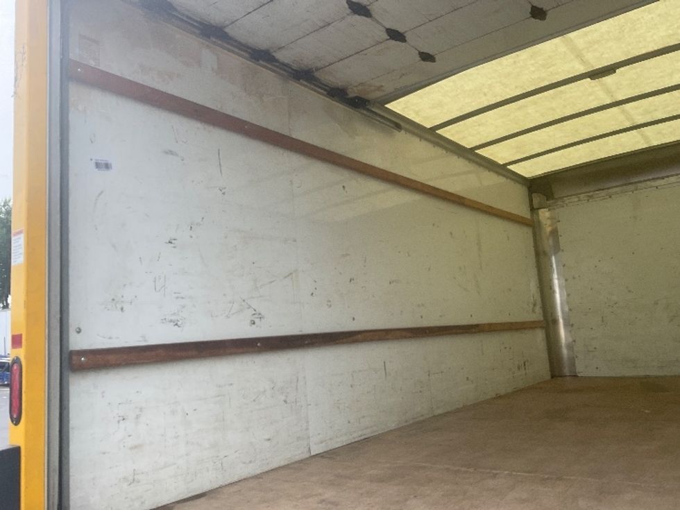 Light Duty Box Truck-Light and Medium Duty Trucks-GMC-2022-Savana G33903-New Castle-DE-119,369\n\t\tmiles-$ 24,500 - Image 10