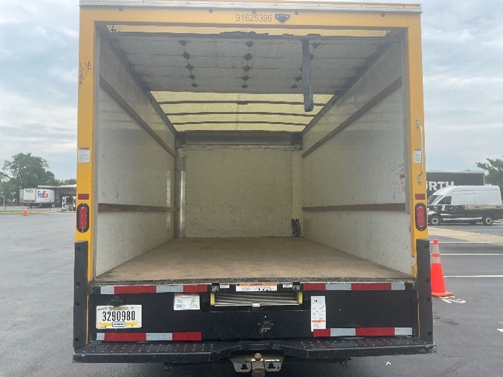 Light Duty Box Truck-Light and Medium Duty Trucks-GMC-2022-Savana G33903-New Castle-DE-119,369\n\t\tmiles-$ 24,500 - Image 8