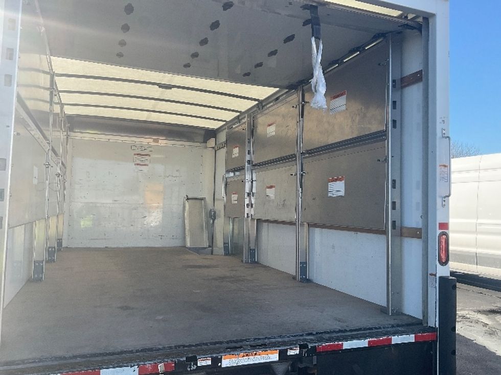 Light Duty Box Truck-Light and Medium Duty Trucks-GMC-2022-Savana G33903-New Castle-DE-32,924\n\t\tmiles-$ 46,750 - Image 12