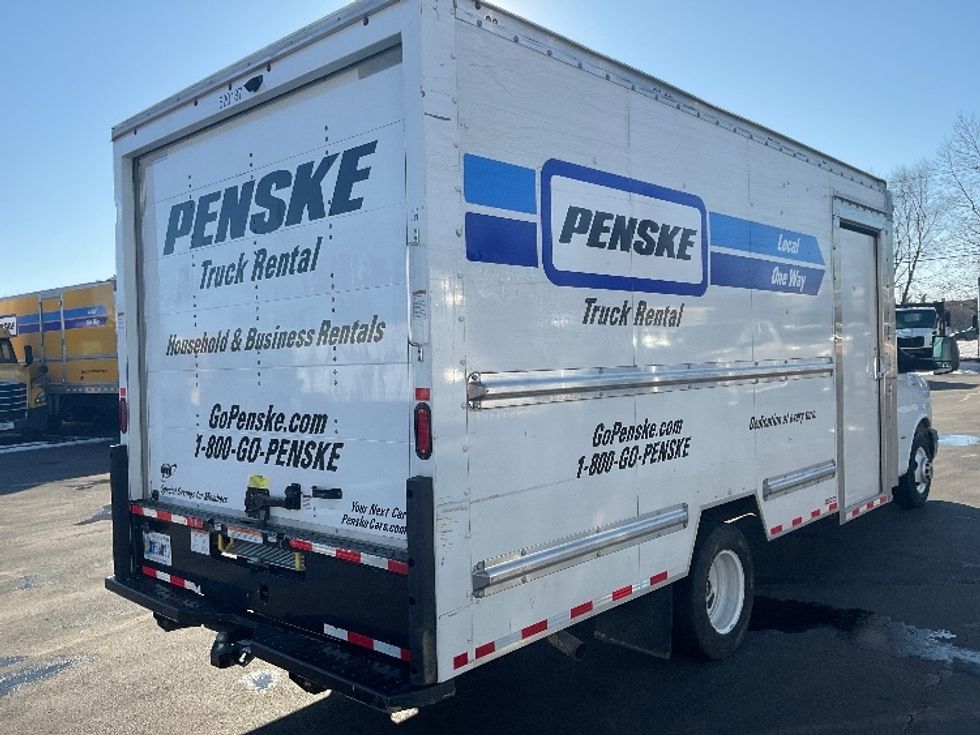 Light Duty Box Truck-Light and Medium Duty Trucks-GMC-2022-Savana G33903-New Castle-DE-32,924\n\t\tmiles-$ 46,750 - Image 13