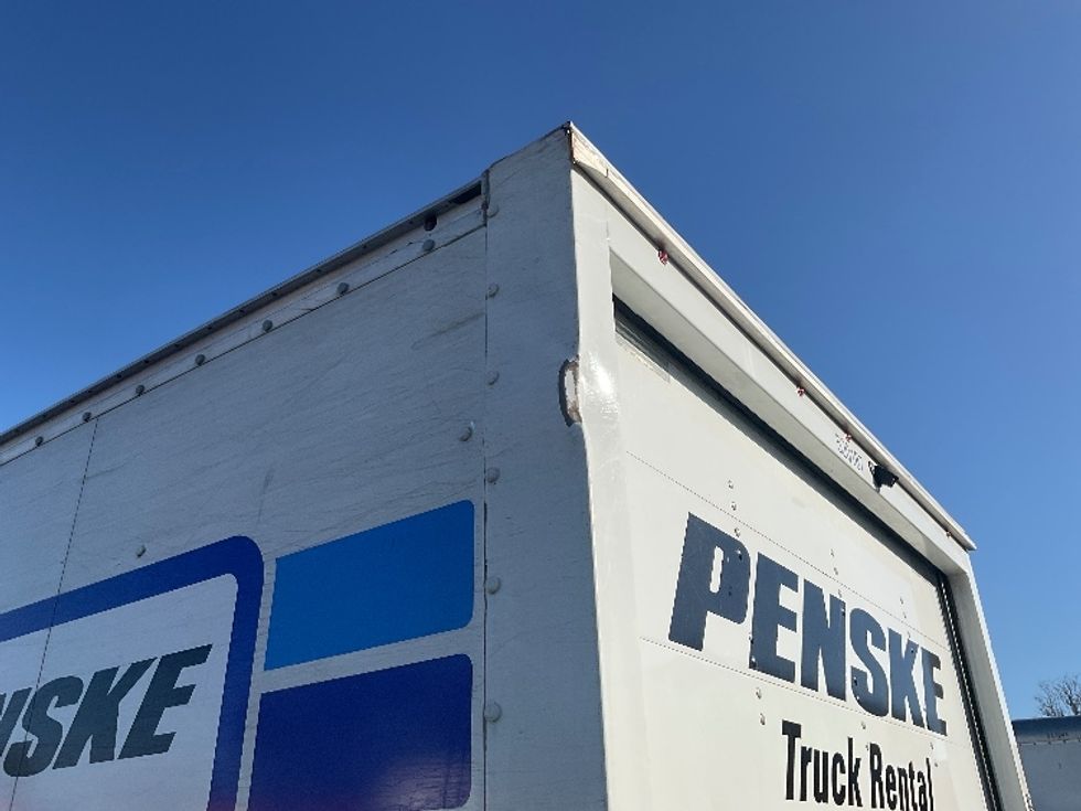 Light Duty Box Truck-Light and Medium Duty Trucks-GMC-2022-Savana G33903-New Castle-DE-32,924\n\t\tmiles-$ 46,750 - Image 29