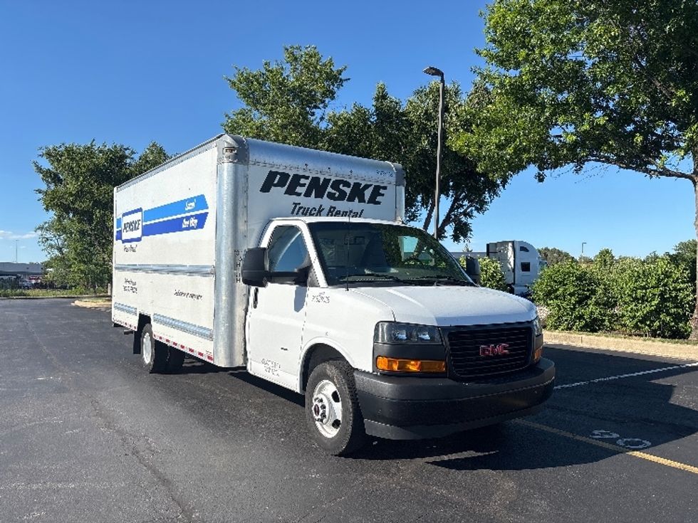 Light Duty Box Truck-Light and Medium Duty Trucks-GMC-2022-Savana G33903-New Castle-DE-69,766\n\t\tmiles-$ 34,250 - Image 1