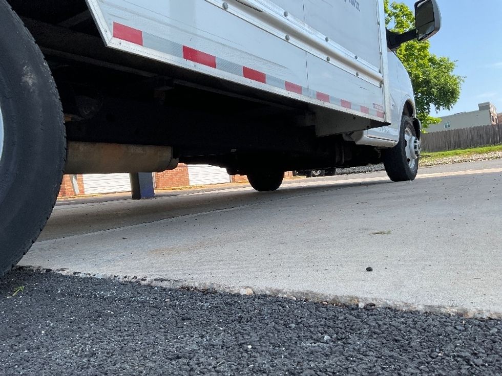 Light Duty Box Truck-Light and Medium Duty Trucks-GMC-2022-Savana G33903-New Castle-DE-69,766\n\t\tmiles-$ 34,250 - Image 5