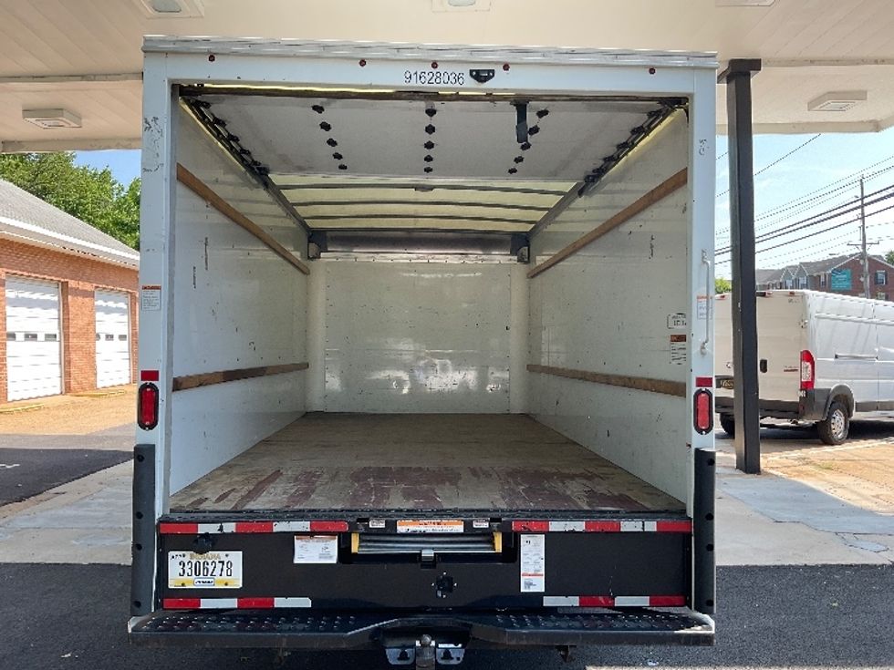 Light Duty Box Truck-Light and Medium Duty Trucks-GMC-2022-Savana G33903-New Castle-DE-69,766\n\t\tmiles-$ 34,250 - Image 8