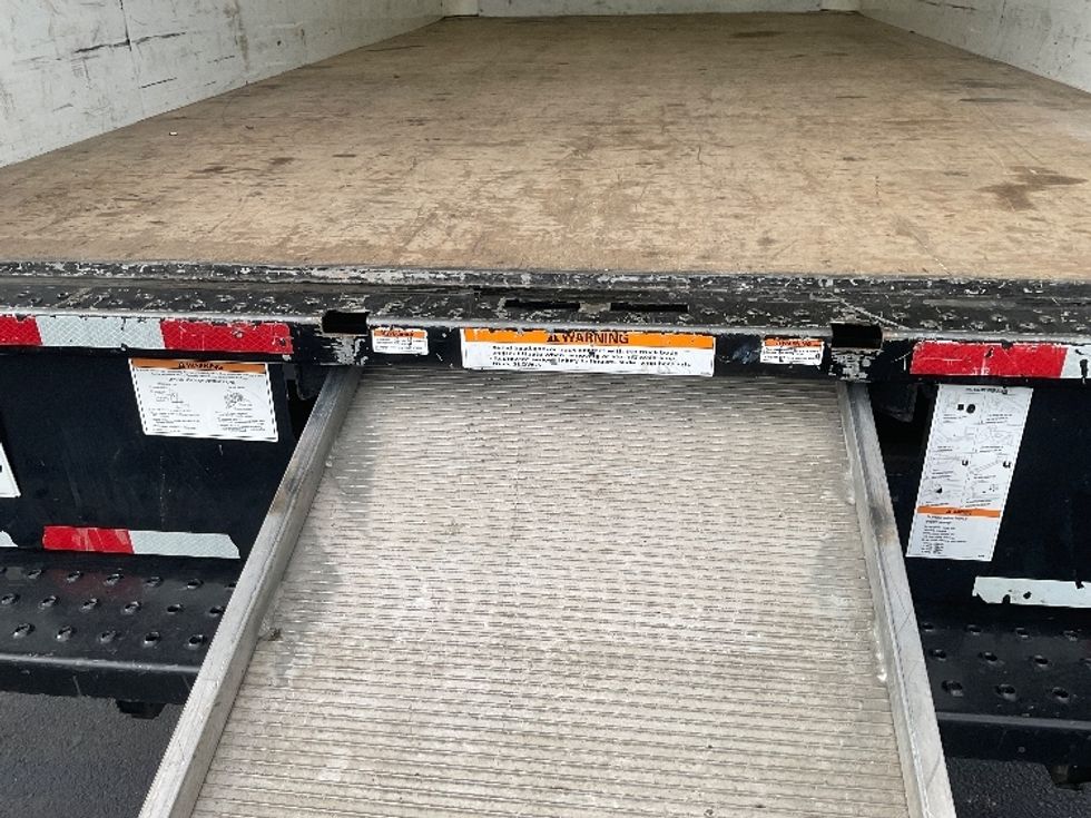 Light Duty Box Truck-Light and Medium Duty Trucks-GMC-2022-Savana G33903-New Castle-DE-79,615\n\t\tmiles-$ 28,500 - Image 10