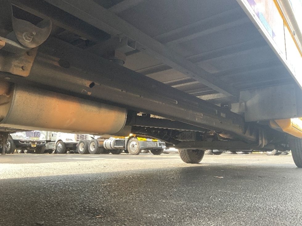 Light Duty Box Truck-Light and Medium Duty Trucks-GMC-2022-Savana G33903-New Castle-DE-79,615\n\t\tmiles-$ 28,500 - Image 14