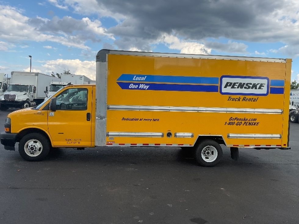 Light Duty Box Truck-Light and Medium Duty Trucks-GMC-2022-Savana G33903-New Castle-DE-79,615\n\t\tmiles-$ 28,500 - Image 4