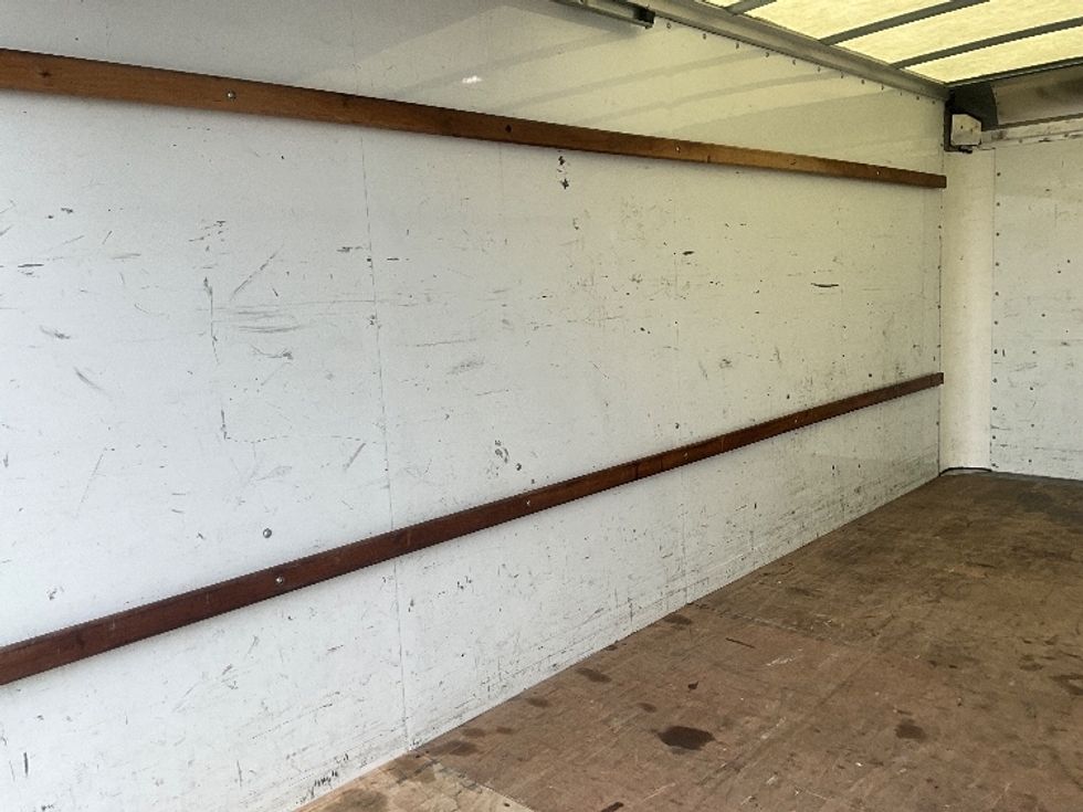 Light Duty Box Truck-Light and Medium Duty Trucks-GMC-2022-Savana G33903-New Castle-DE-87,954\n\t\tmiles-$ 29,000 - Image 10