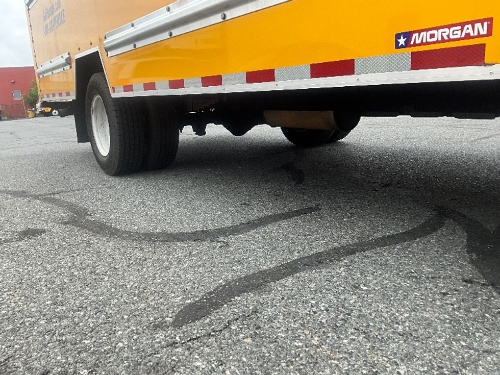 Light Duty Box Truck-Light and Medium Duty Trucks-GMC-2022-Savana G33903-New Castle-DE-87,954\n\t\tmiles-$ 29,000 - Image 13