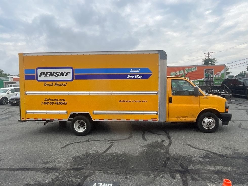 Light Duty Box Truck-Light and Medium Duty Trucks-GMC-2022-Savana G33903-New Castle-DE-87,954\n\t\tmiles-$ 29,000 - Image 14
