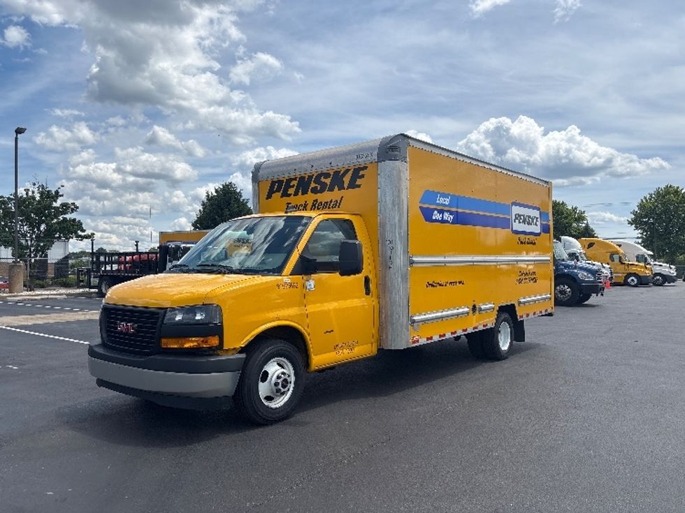 Light Duty Box Truck-Light and Medium Duty Trucks-GMC-2022-Savana G33903-New Castle-DE-99,201\n\t\tmiles-$ 27,750 - Image 3