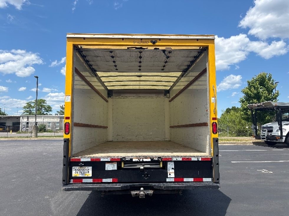 Light Duty Box Truck-Light and Medium Duty Trucks-GMC-2022-Savana G33903-New Castle-DE-99,201\n\t\tmiles-$ 27,750 - Image 8