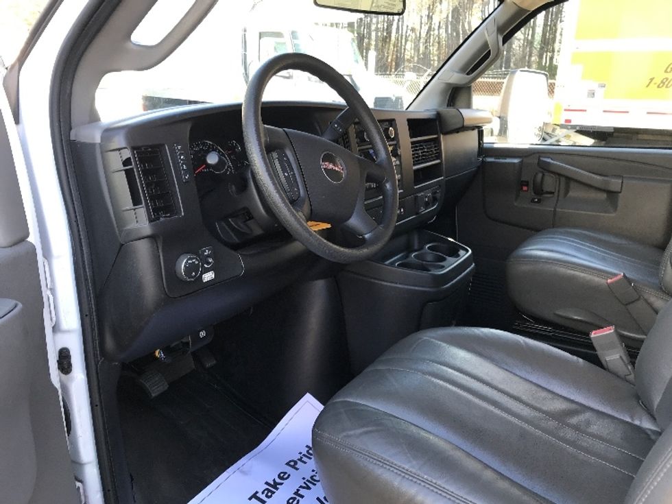 Light Duty Box Truck-Light and Medium Duty Trucks-GMC-2022-Savana G33903-Newport News-VA-28,453\n\t\tmiles-$ 51,750 - Image 16