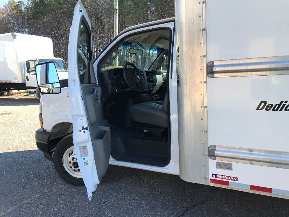 Light Duty Box Truck-Light and Medium Duty Trucks-GMC-2022-Savana G33903-Newport News-VA-28,953\n\t\tmiles-$ 51,750 - Image 15