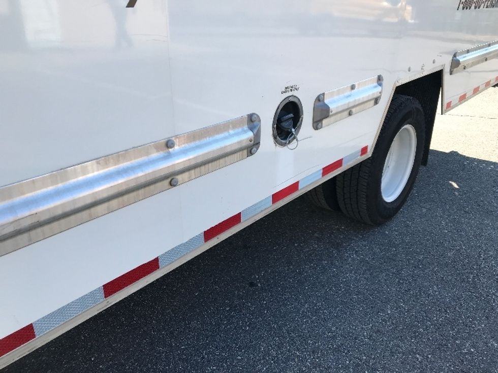 Light Duty Box Truck-Light and Medium Duty Trucks-GMC-2022-Savana G33903-Newport News-VA-28,953\n\t\tmiles-$ 51,750 - Image 25