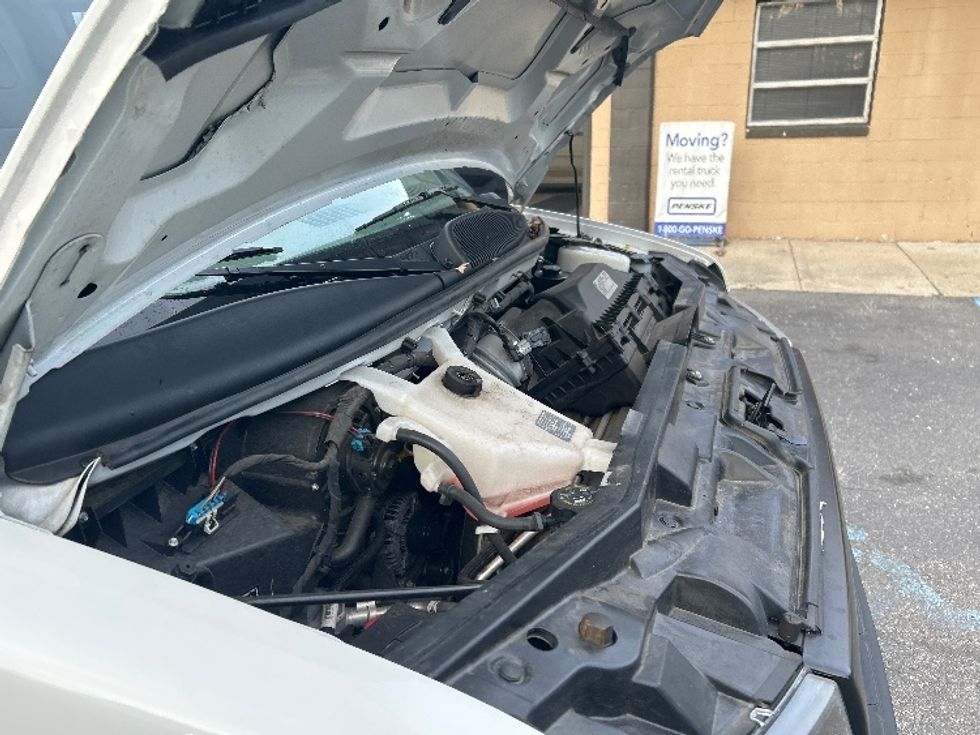 Light Duty Box Truck-Light and Medium Duty Trucks-GMC-2022-Savana G33903-Newport News-VA-44,777\n\t\tmiles-$ 43,750 - Image 24