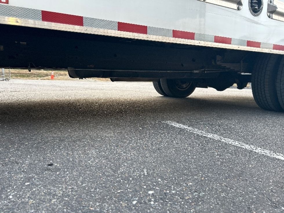 Light Duty Box Truck-Light and Medium Duty Trucks-GMC-2022-Savana G33903-Newport News-VA-44,777\n\t\tmiles-$ 43,750 - Image 5