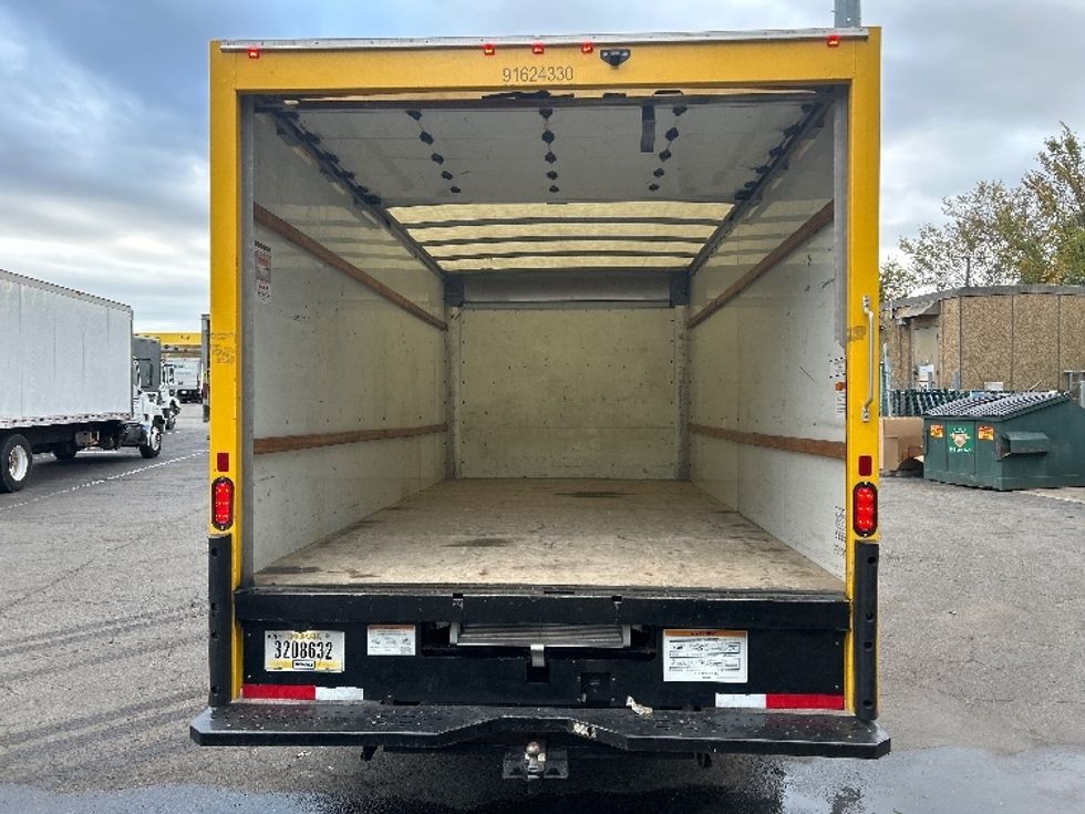 Light Duty Box Truck-Light and Medium Duty Trucks-GMC-2022-Savana G33903-North Bergen-NJ-104,572\n\t\tmiles-$ 25,750 - Image 7