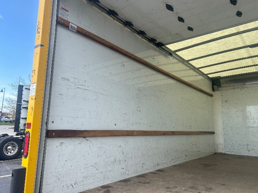 Light Duty Box Truck-Light and Medium Duty Trucks-GMC-2022-Savana G33903-Obetz-OH-68,156\n\t\tmiles-$ 33,000 - Image 10