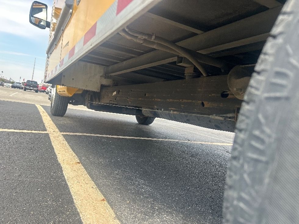 Light Duty Box Truck-Light and Medium Duty Trucks-GMC-2022-Savana G33903-Obetz-OH-68,156\n\t\tmiles-$ 33,000 - Image 5