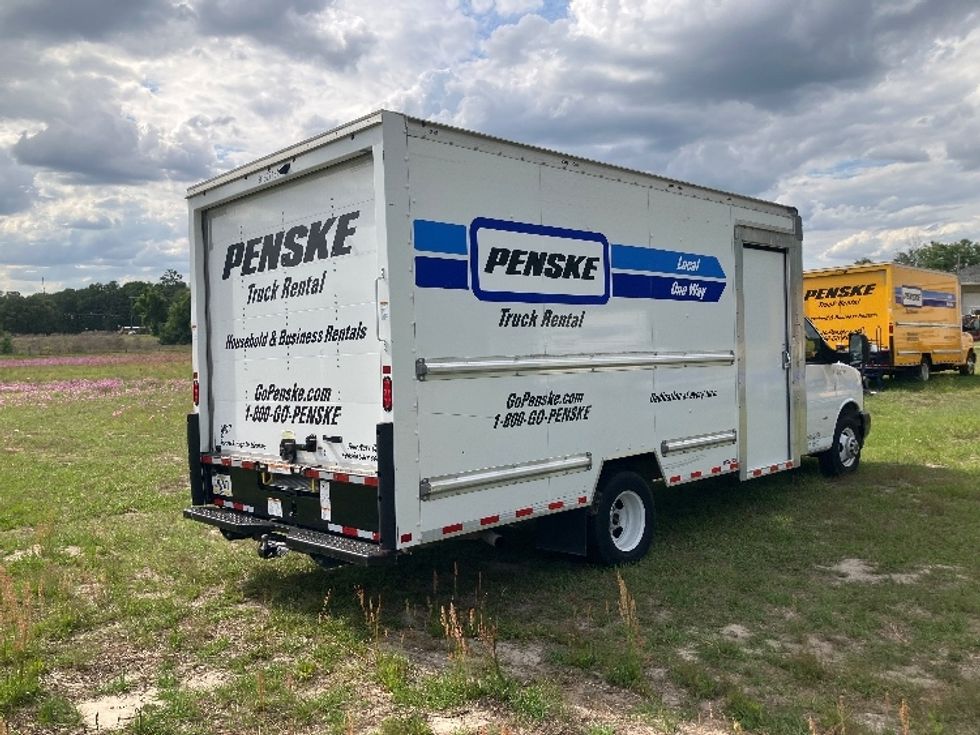 Light Duty Box Truck-Light and Medium Duty Trucks-GMC-2022-Savana G33903-Ocala-FL-50,500\n\t\tmiles-$ 40,750 - Image 13