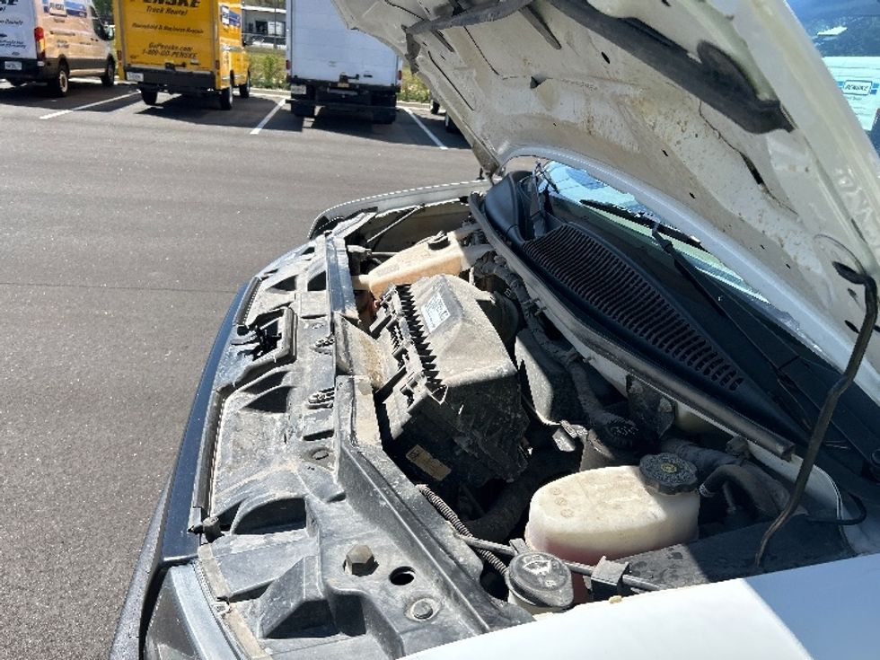 Light Duty Box Truck-Light and Medium Duty Trucks-GMC-2022-Savana G33903-Ocala-FL-59,227\n\t\tmiles-$ 42,000 - Image 23