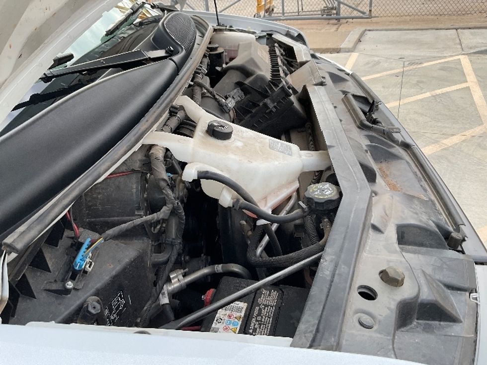 Light Duty Box Truck-Light and Medium Duty Trucks-GMC-2022-Savana G33903-Oklahoma City-OK-60,000\n\t\tmiles-$ 45,000 - Image 23