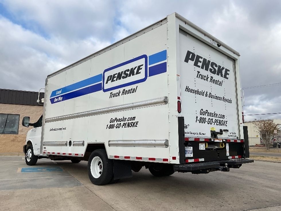 Light Duty Box Truck-Light and Medium Duty Trucks-GMC-2022-Savana G33903-Oklahoma City-OK-60,000\n\t\tmiles-$ 45,000 - Image 6