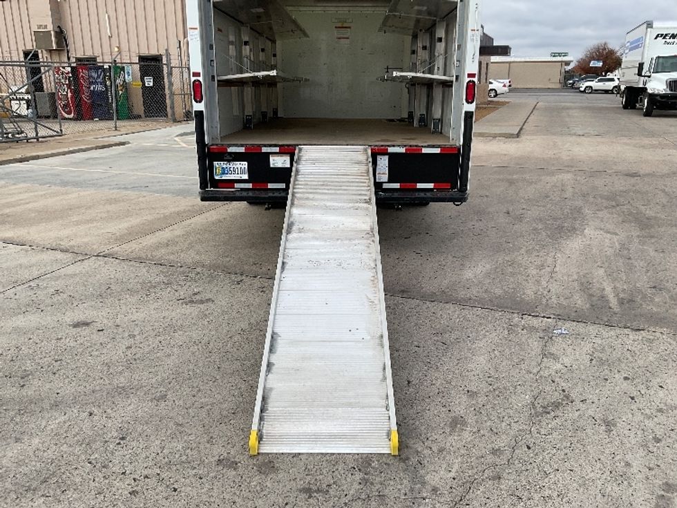 Light Duty Box Truck-Light and Medium Duty Trucks-GMC-2022-Savana G33903-Oklahoma City-OK-60,000\n\t\tmiles-$ 45,000 - Image 9