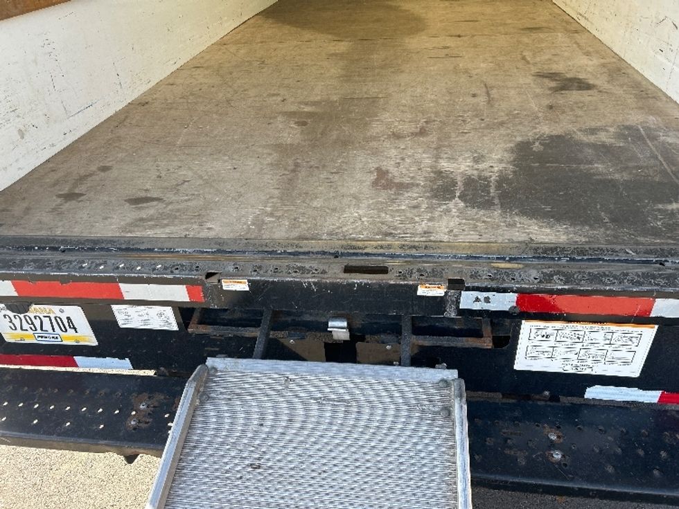 Light Duty Box Truck-Light and Medium Duty Trucks-GMC-2022-Savana G33903-Oklahoma City-OK-86,126\n\t\tmiles-$ 33,250 - Image 10