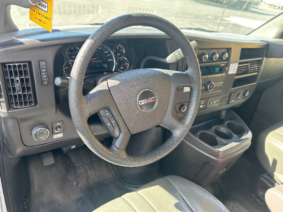 Light Duty Box Truck-Light and Medium Duty Trucks-GMC-2022-Savana G33903-Oklahoma City-OK-86,126\n\t\tmiles-$ 33,250 - Image 18