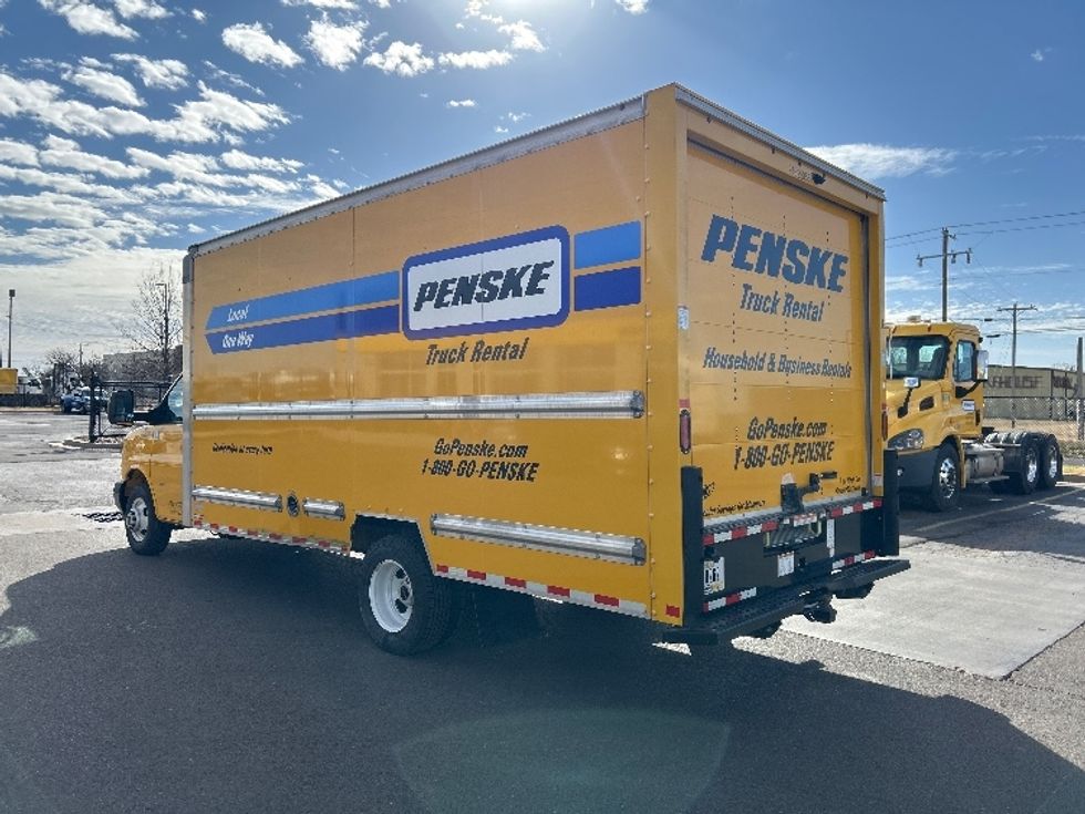 Light Duty Box Truck-Light and Medium Duty Trucks-GMC-2022-Savana G33903-Oklahoma City-OK-86,981\n\t\tmiles-$ 29,750 - Image 5