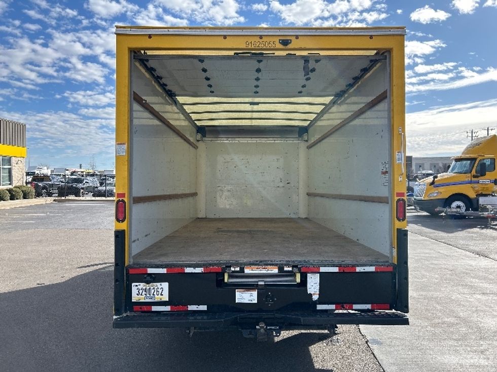 Light Duty Box Truck-Light and Medium Duty Trucks-GMC-2022-Savana G33903-Oklahoma City-OK-86,981\n\t\tmiles-$ 29,750 - Image 7