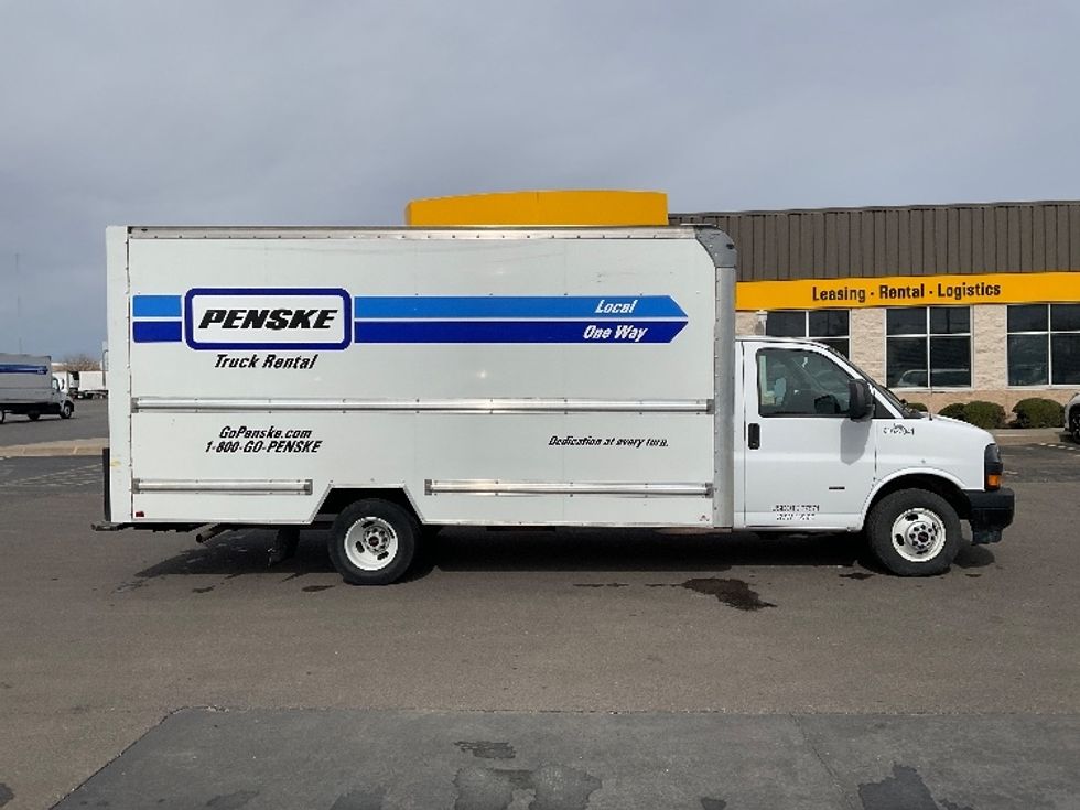 Light Duty Box Truck-Light and Medium Duty Trucks-GMC-2022-Savana G33903-Oklahoma City-OK-90,620\n\t\tmiles-$ 32,750 - Image 13