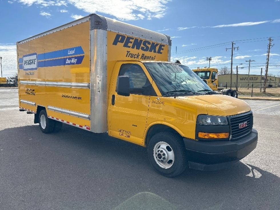 Light Duty Box Truck-Light and Medium Duty Trucks-GMC-2022-Savana G33903-Oklahoma City-OK-96,807\n\t\tmiles-$ 28,750 - Image 1