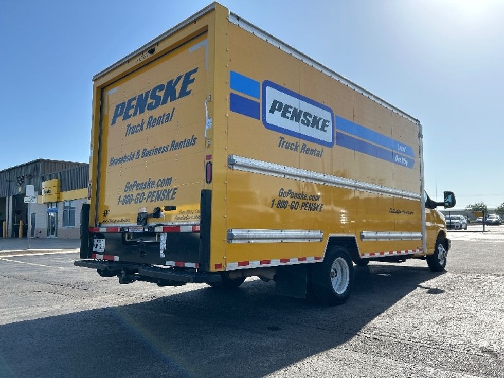 Light Duty Box Truck-Light and Medium Duty Trucks-GMC-2022-Savana G33903-Oklahoma City-OK-99,329\n\t\tmiles-$ 26,250 - Image 13