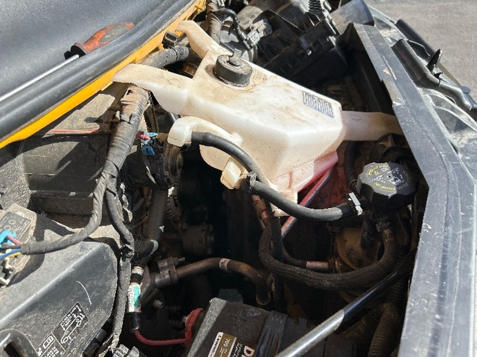 Light Duty Box Truck-Light and Medium Duty Trucks-GMC-2022-Savana G33903-Oklahoma City-OK-99,329\n\t\tmiles-$ 26,250 - Image 23