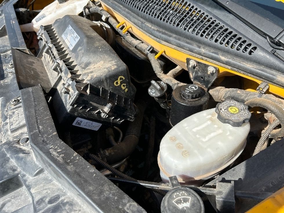 Light Duty Box Truck-Light and Medium Duty Trucks-GMC-2022-Savana G33903-Oklahoma City-OK-99,329\n\t\tmiles-$ 26,250 - Image 24