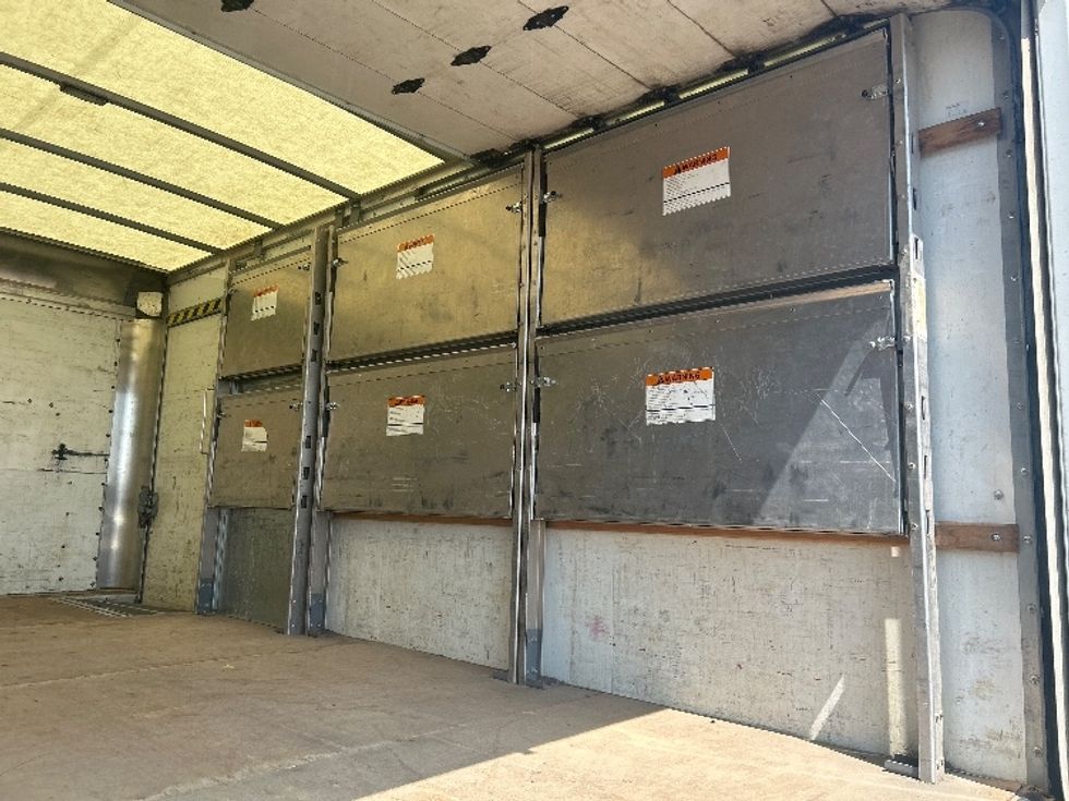 Light Duty Box Truck-Light and Medium Duty Trucks-GMC-2022-Savana G33903-Olive Branch-MS-103,563\n\t\tmiles-$ 33,750 - Image 11