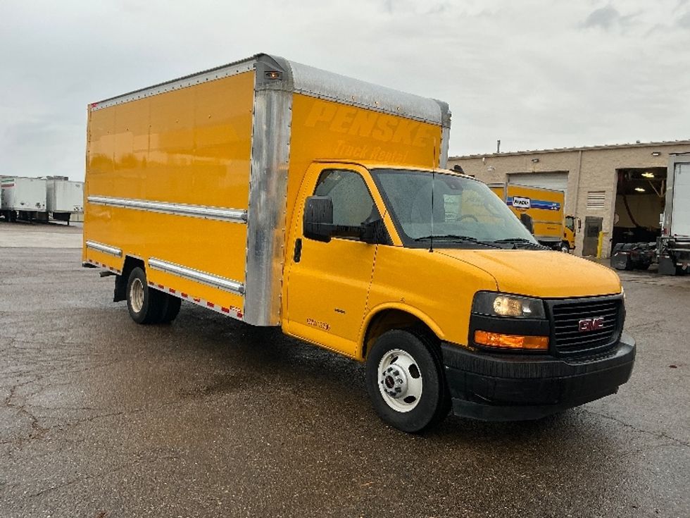 Light Duty Box Truck-Light and Medium Duty Trucks-GMC-2022-Savana G33903-Olive Branch-MS-109,398\n\t\tmiles-$ 26,500 - Image 1