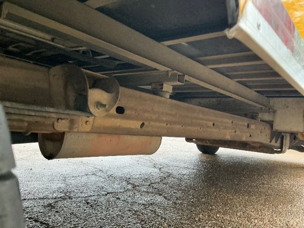 Light Duty Box Truck-Light and Medium Duty Trucks-GMC-2022-Savana G33903-Olive Branch-MS-109,398\n\t\tmiles-$ 26,500 - Image 13