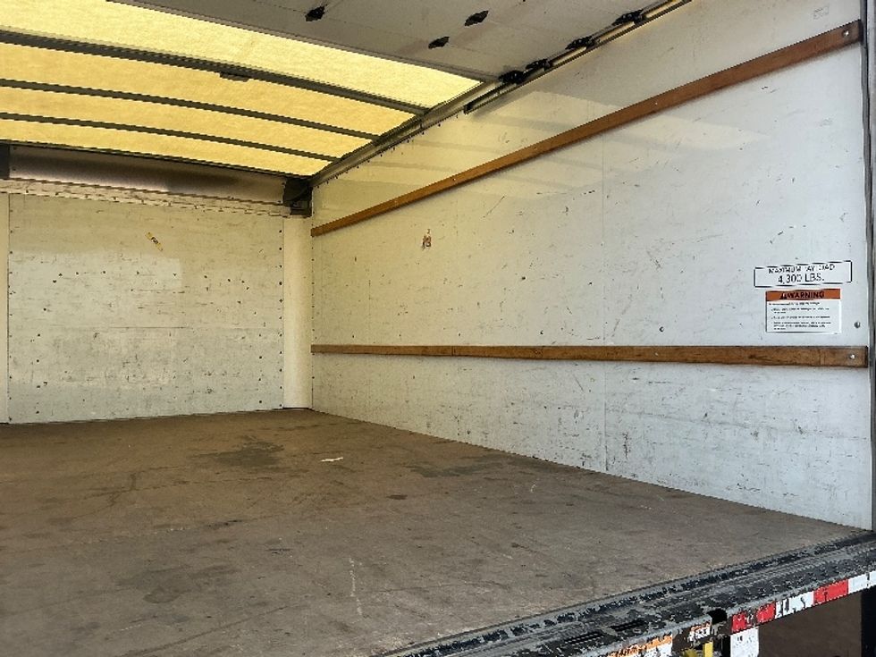 Light Duty Box Truck-Light and Medium Duty Trucks-GMC-2022-Savana G33903-Olive Branch-MS-64,654\n\t\tmiles-$ 30,500 - Image 11