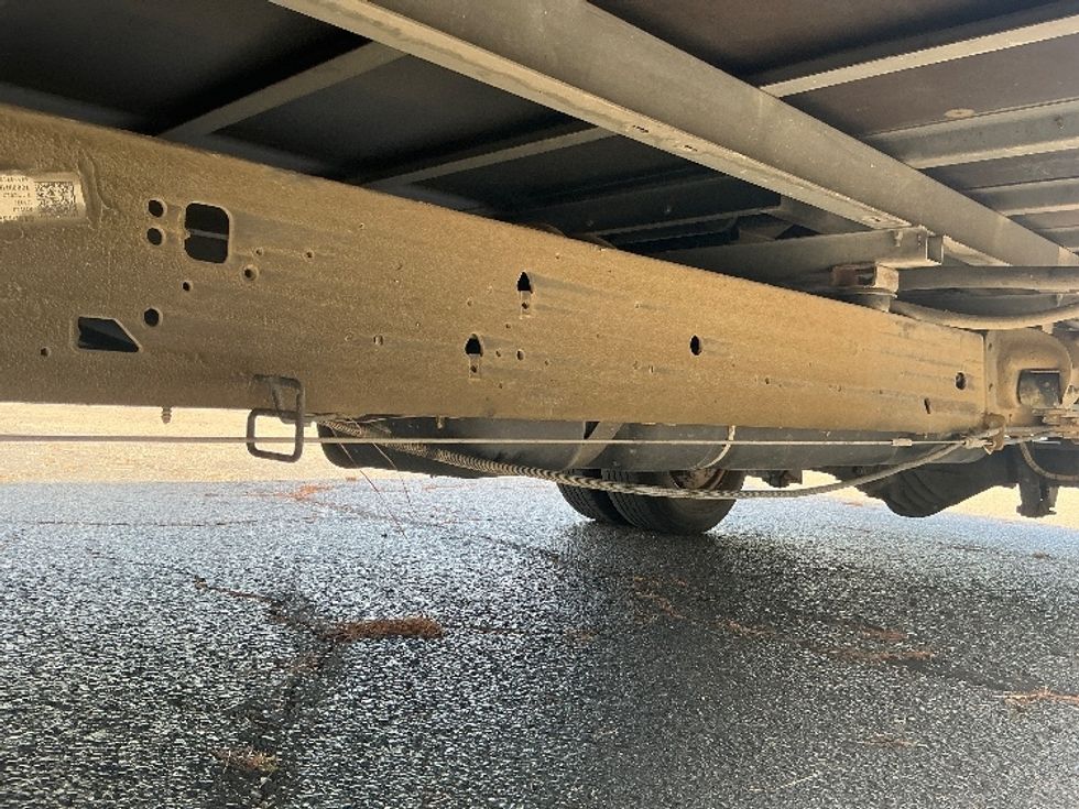 Light Duty Box Truck-Light and Medium Duty Trucks-GMC-2022-Savana G33903-Olive Branch-MS-64,654\n\t\tmiles-$ 30,500 - Image 5