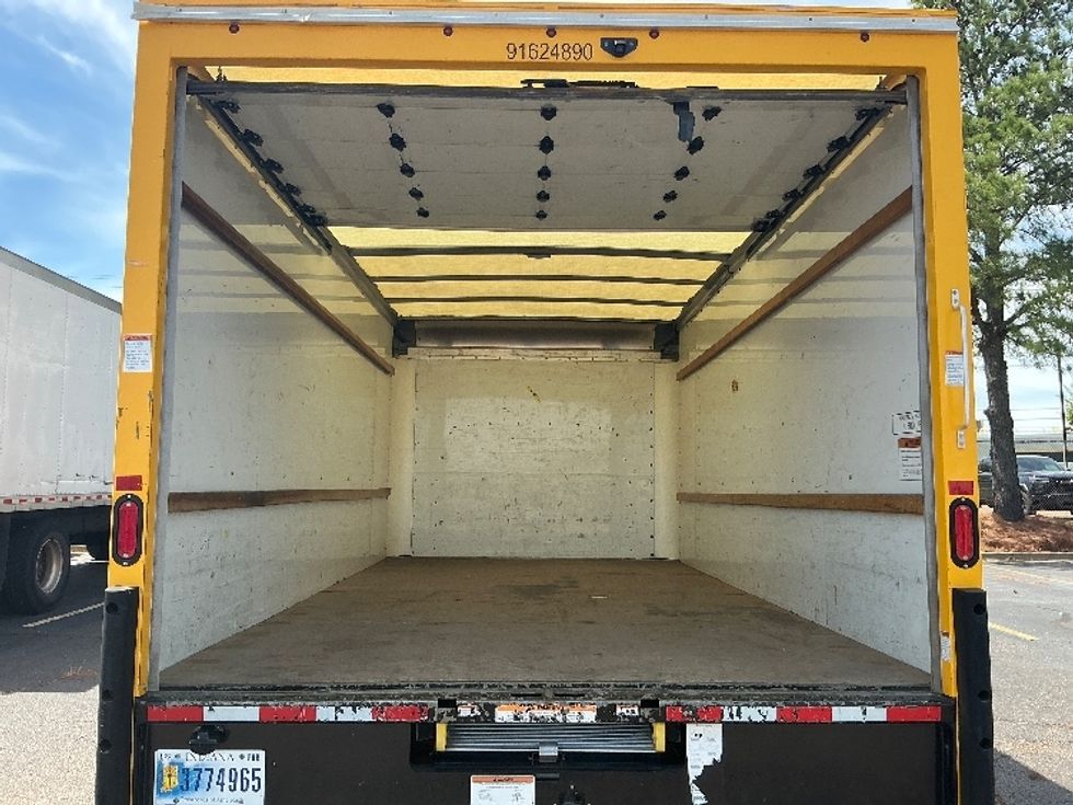 Light Duty Box Truck-Light and Medium Duty Trucks-GMC-2022-Savana G33903-Olive Branch-MS-64,654\n\t\tmiles-$ 30,500 - Image 8
