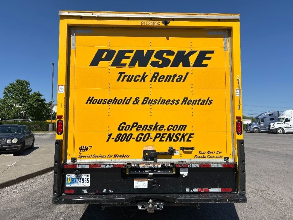 Light Duty Box Truck-Light and Medium Duty Trucks-GMC-2022-Savana G33903-Olive Branch-MS-64,807\n\t\tmiles-$ 30,500 - Image 7