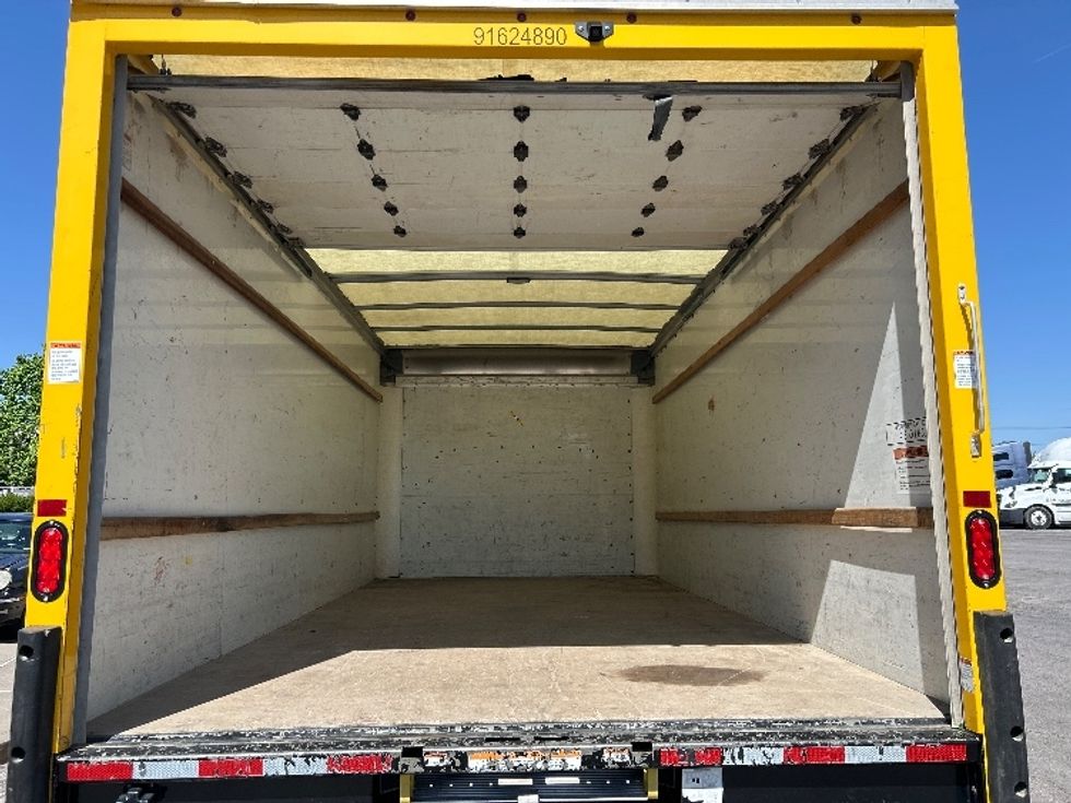 Light Duty Box Truck-Light and Medium Duty Trucks-GMC-2022-Savana G33903-Olive Branch-MS-64,807\n\t\tmiles-$ 30,500 - Image 8