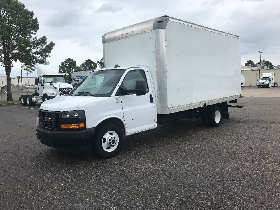 Light Duty Box Truck-Light and Medium Duty Trucks-GMC-2022-Savana G33903-Olive Branch-MS-80,753\n\t\tmiles-$ 42,500 - Image 3