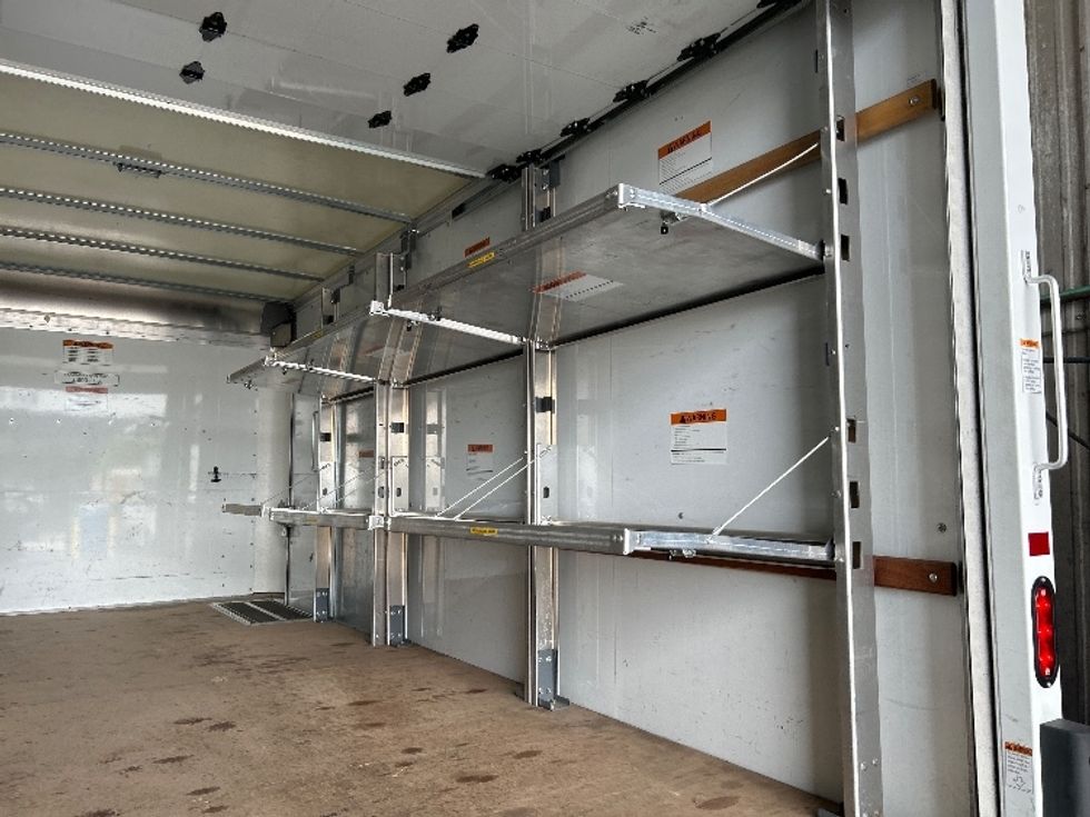 Light Duty Box Truck-Light and Medium Duty Trucks-GMC-2022-Savana G33903-Orlando-FL-27,045\n\t\tmiles-$ 45,000 - Image 26