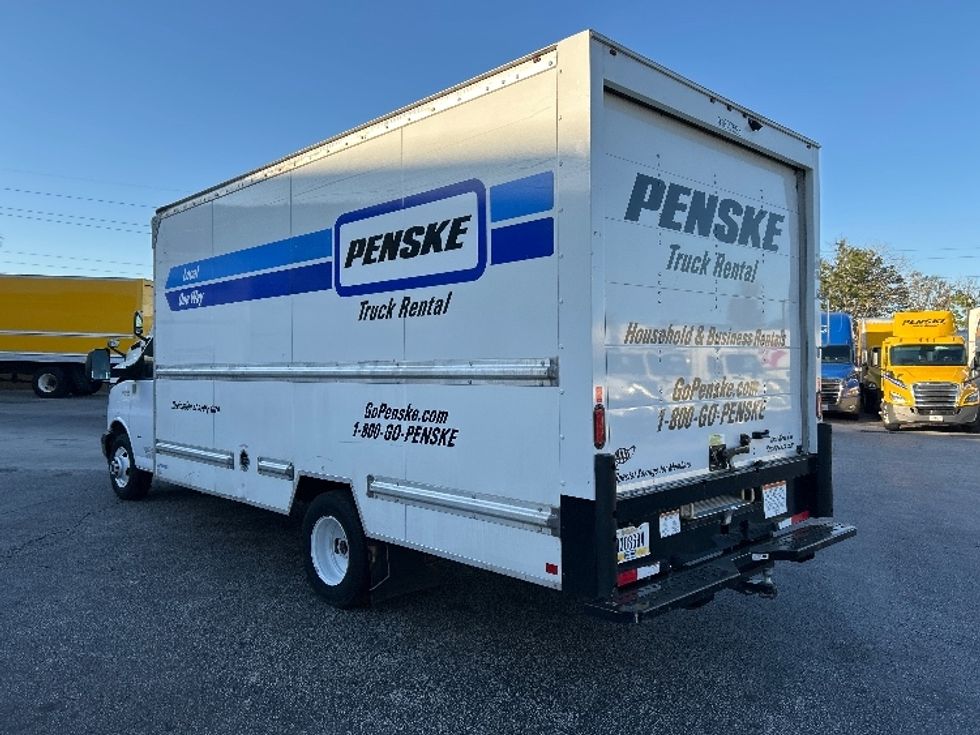 Light Duty Box Truck-Light and Medium Duty Trucks-GMC-2022-Savana G33903-Orlando-FL-42,522\n\t\tmiles-$ 43,000 - Image 6